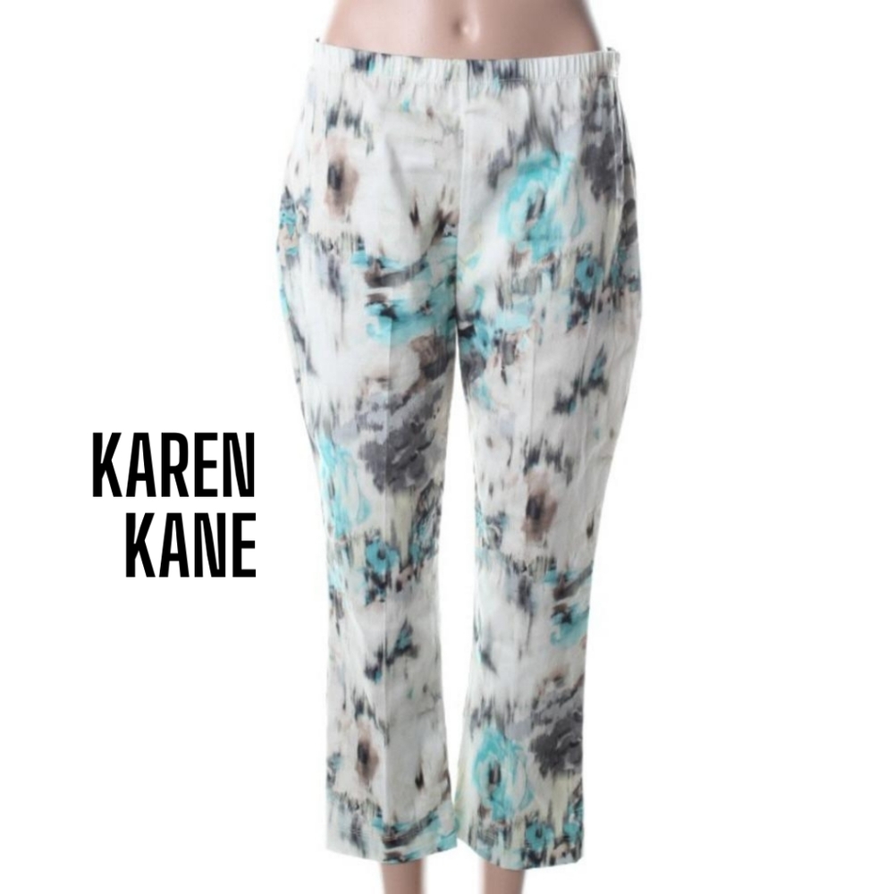 Karen Kane NEW Multi Floral Print Flat Front Capri Pants Bottoms 6